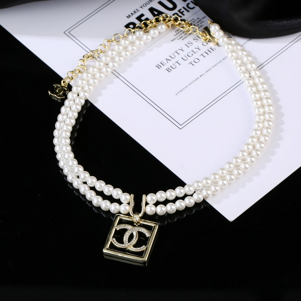 Ch*el necklace-254