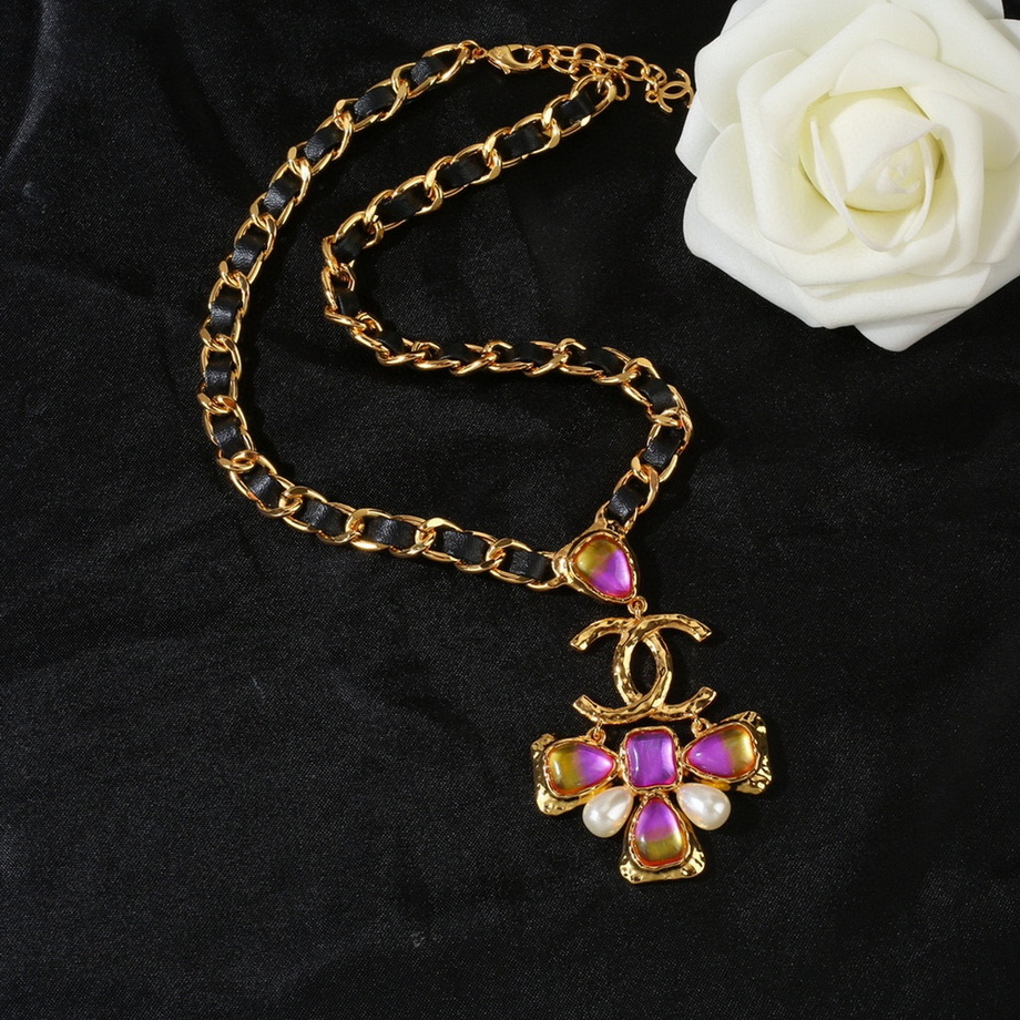 Ch*el necklace-354