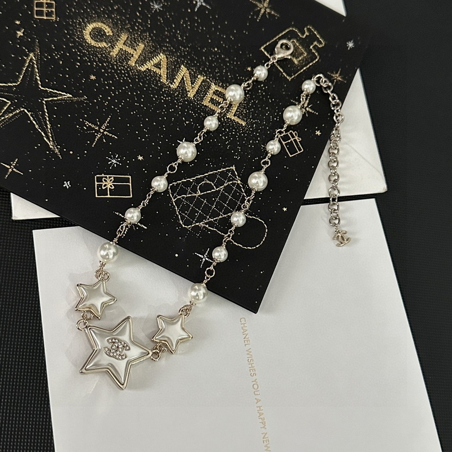 Ch*el necklace-423