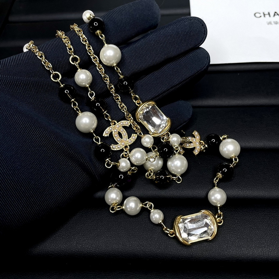 Ch*el necklace-412