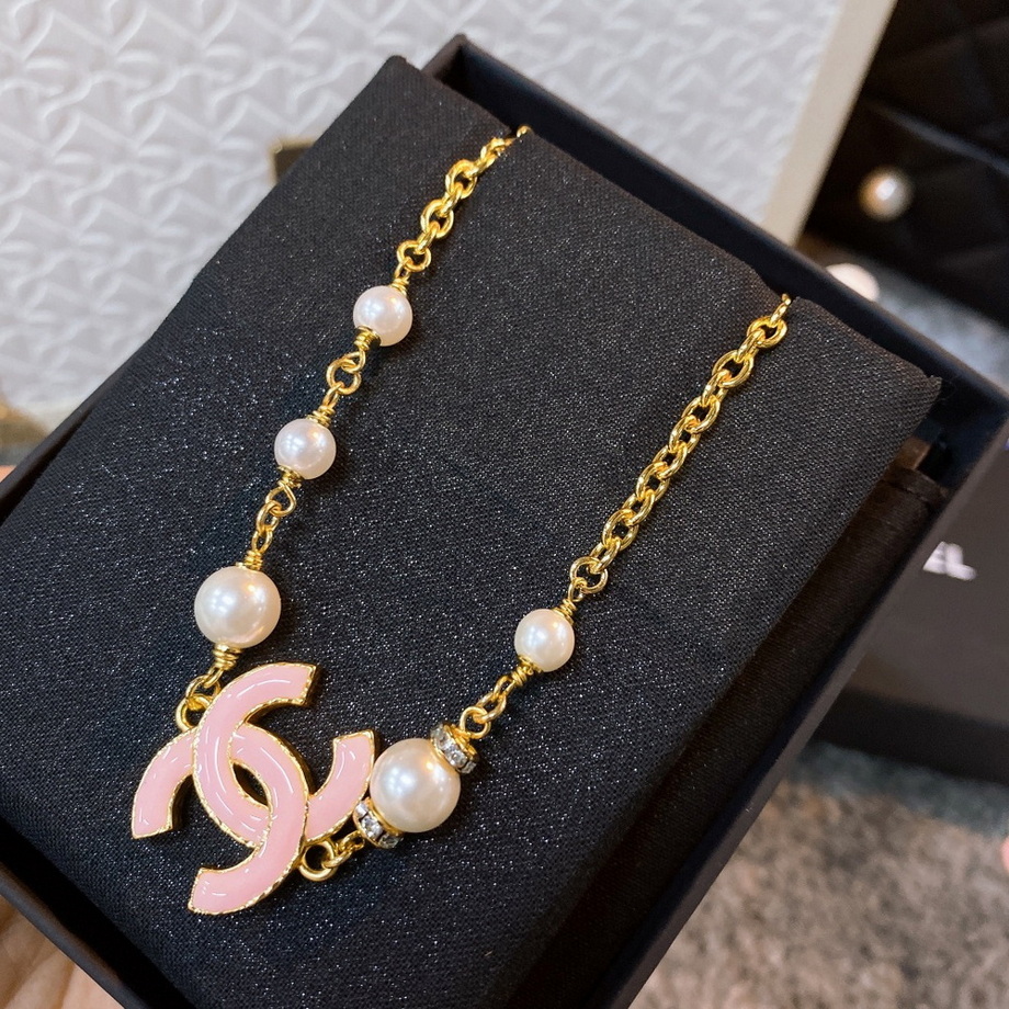 Ch*el necklace-186