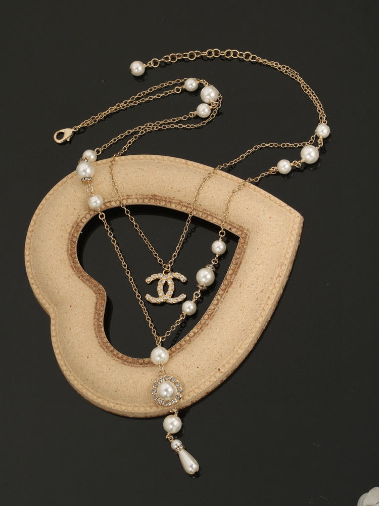 Ch*el necklace-411
