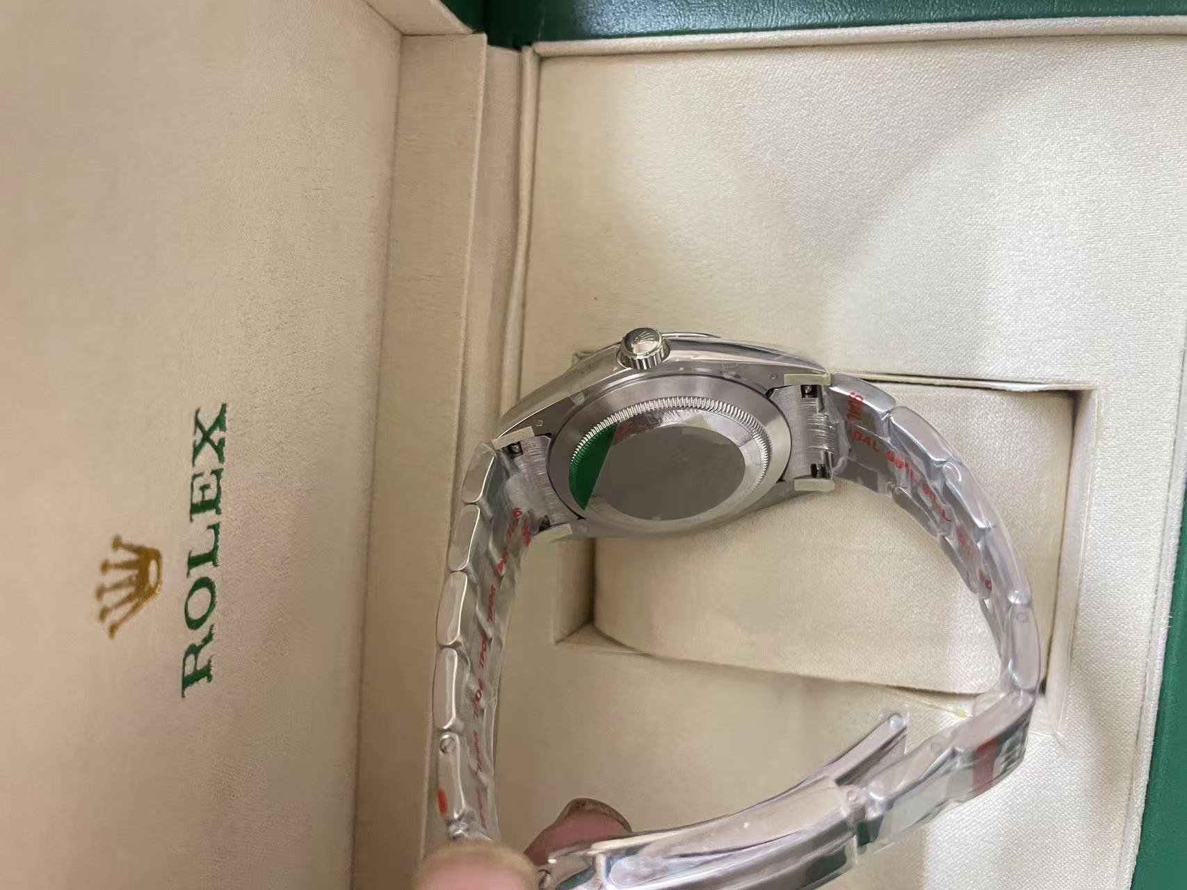 R*l*x watches-194