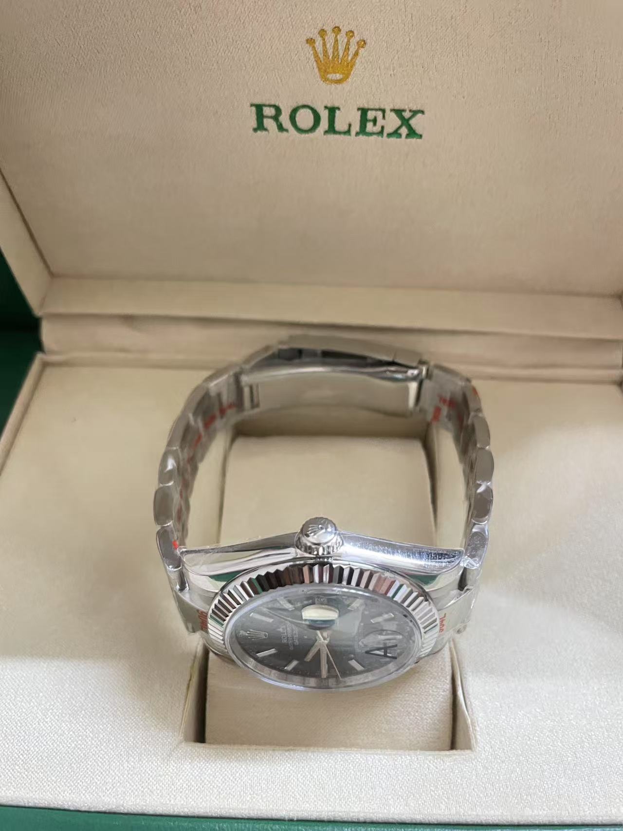R*l*x watches-194