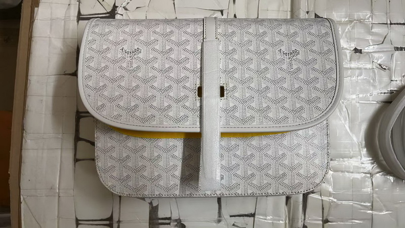Go*ard handbags aaaa(men)-039