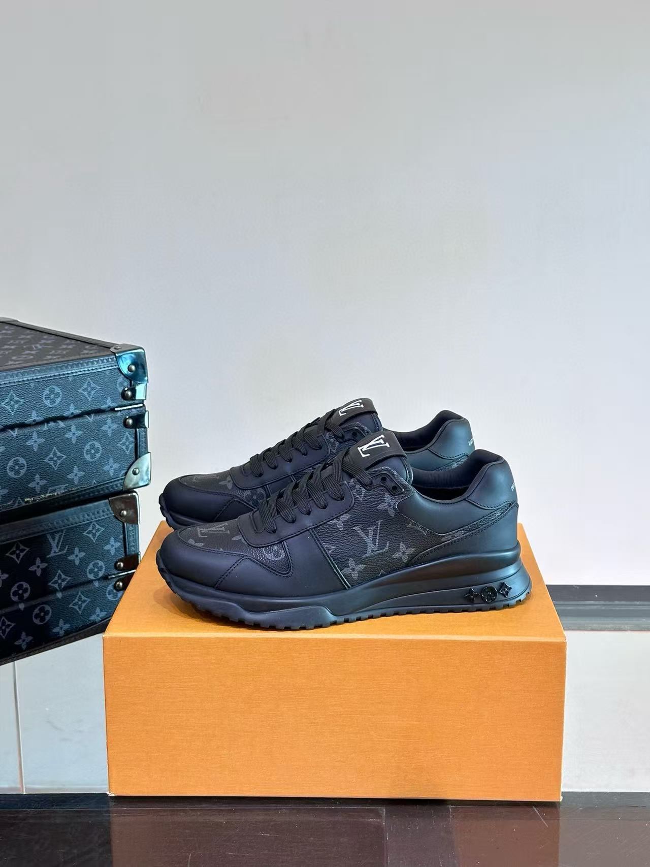 LV Shoes(AAA)-1242