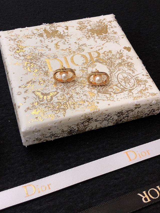 D*or earrings-048