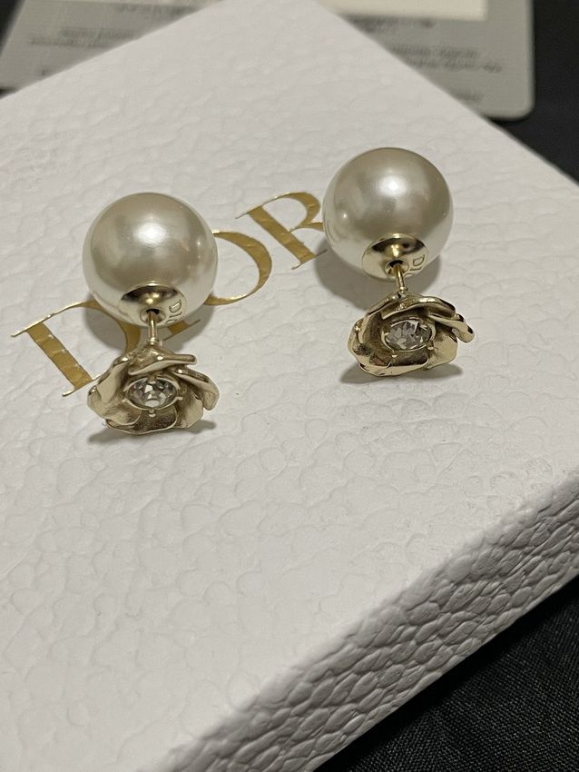 D*or earrings-283