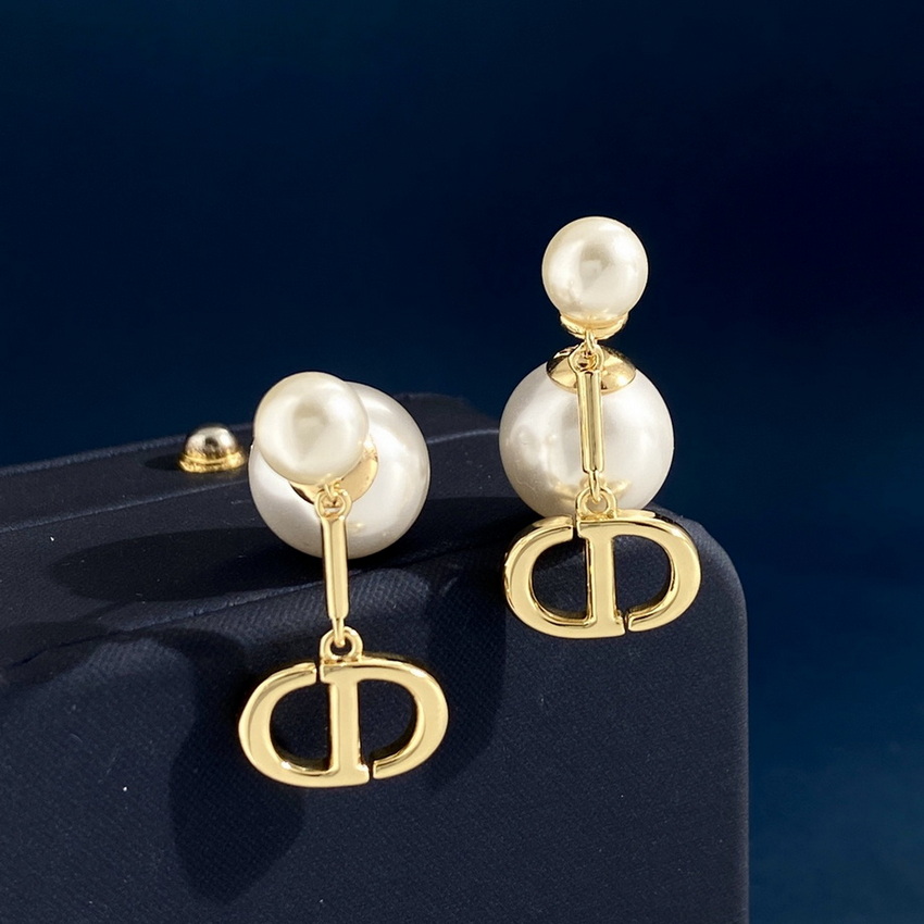 D*or earrings-176