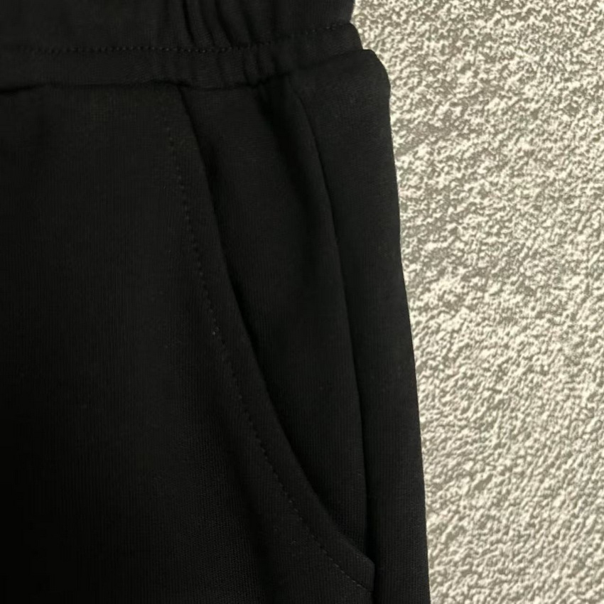 Ch**me He**ts shorts-174