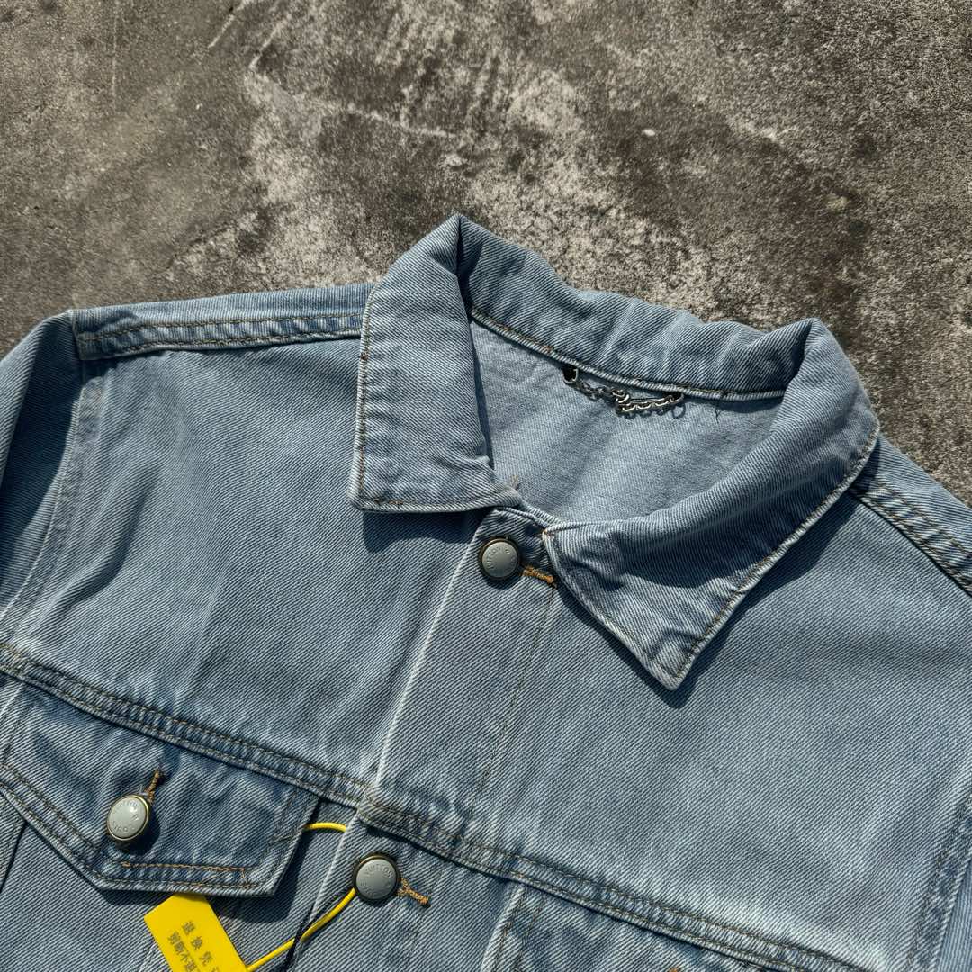 LV Jacket-031