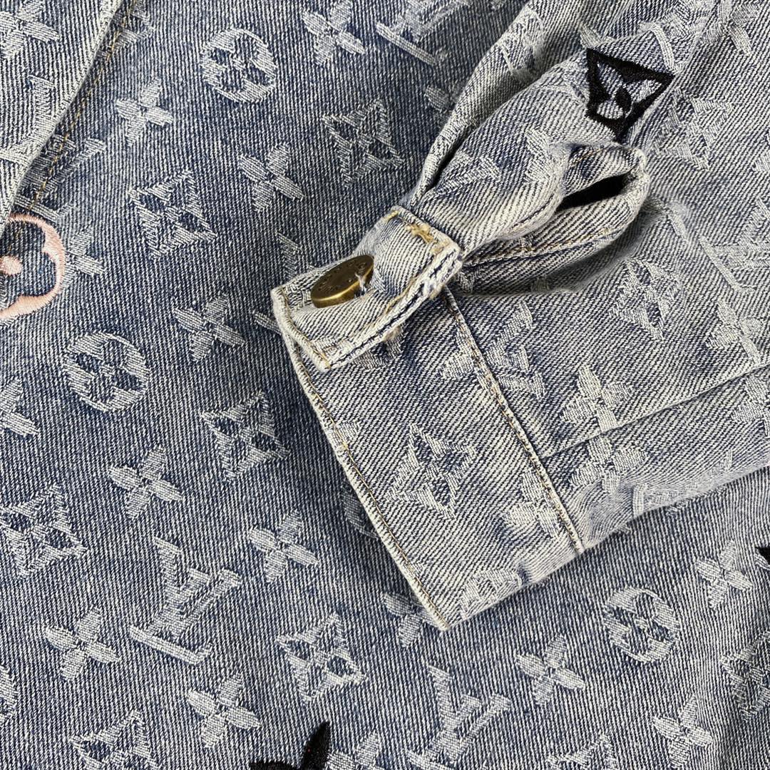 LV Jacket-040