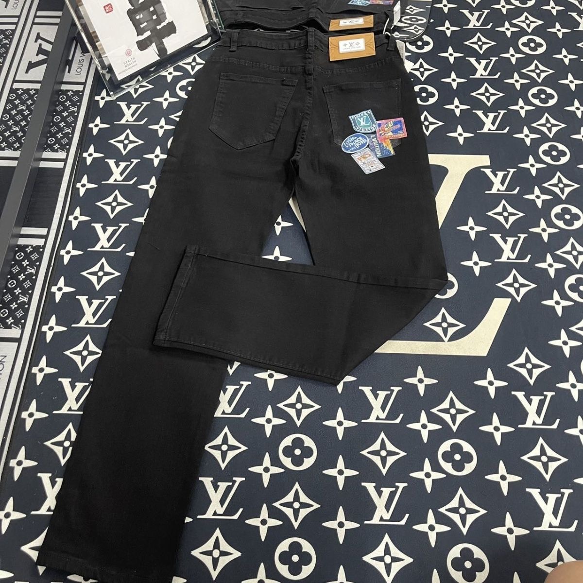 LV Jeans-011