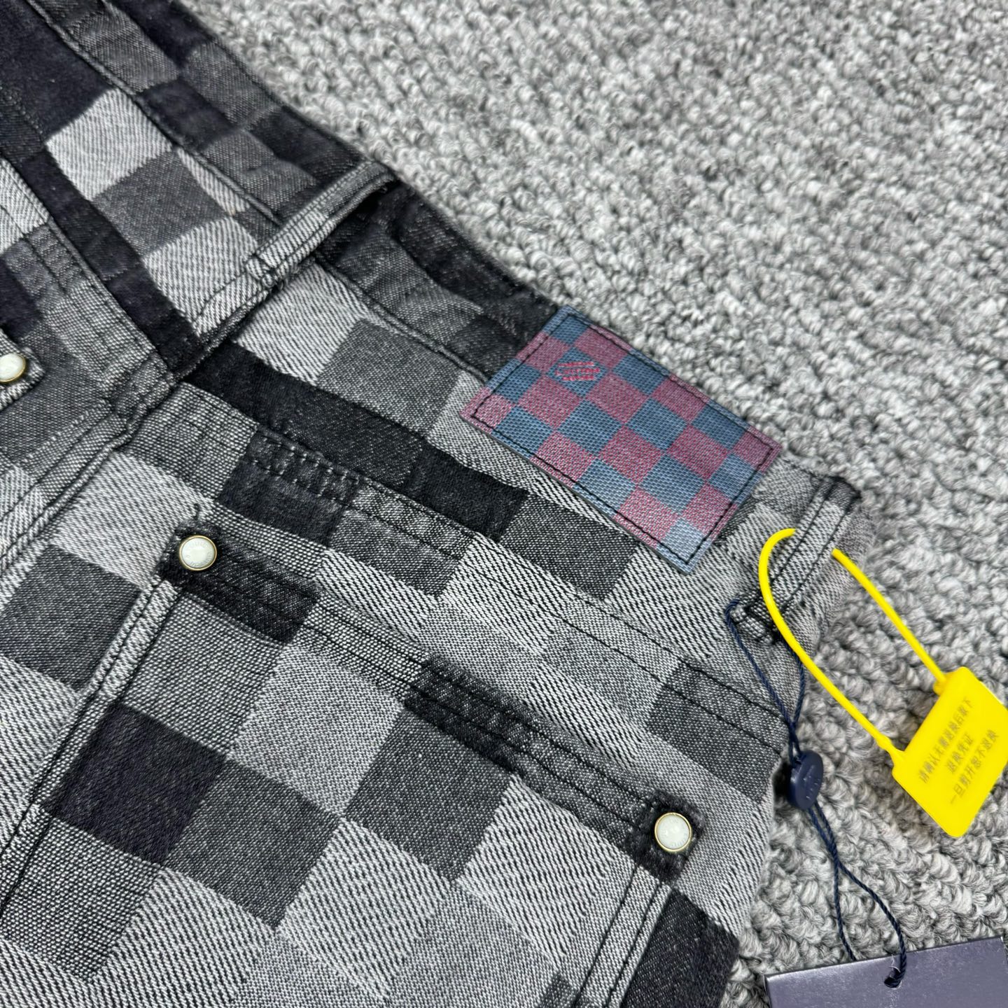 LV Jeans-015