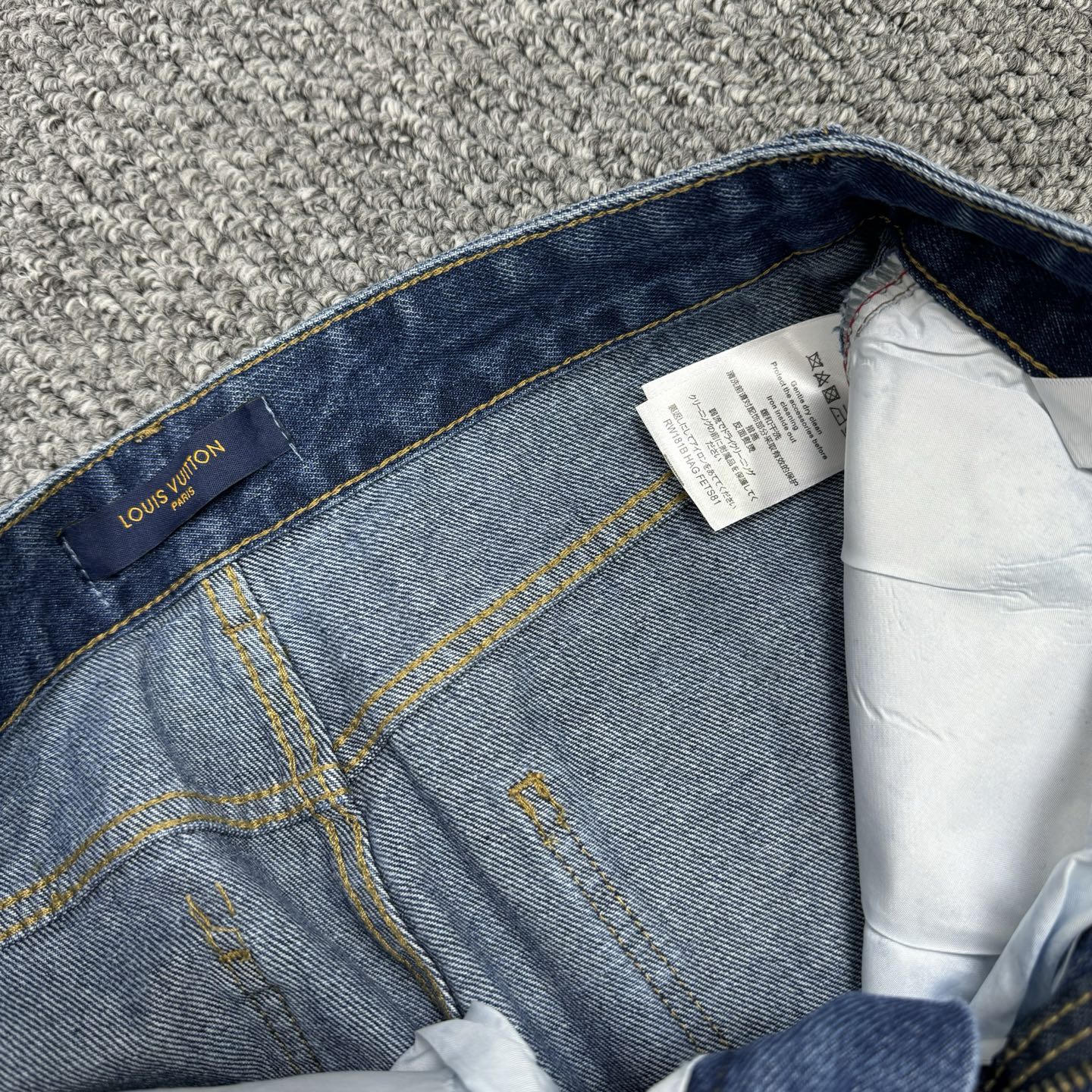 LV Jeans-024