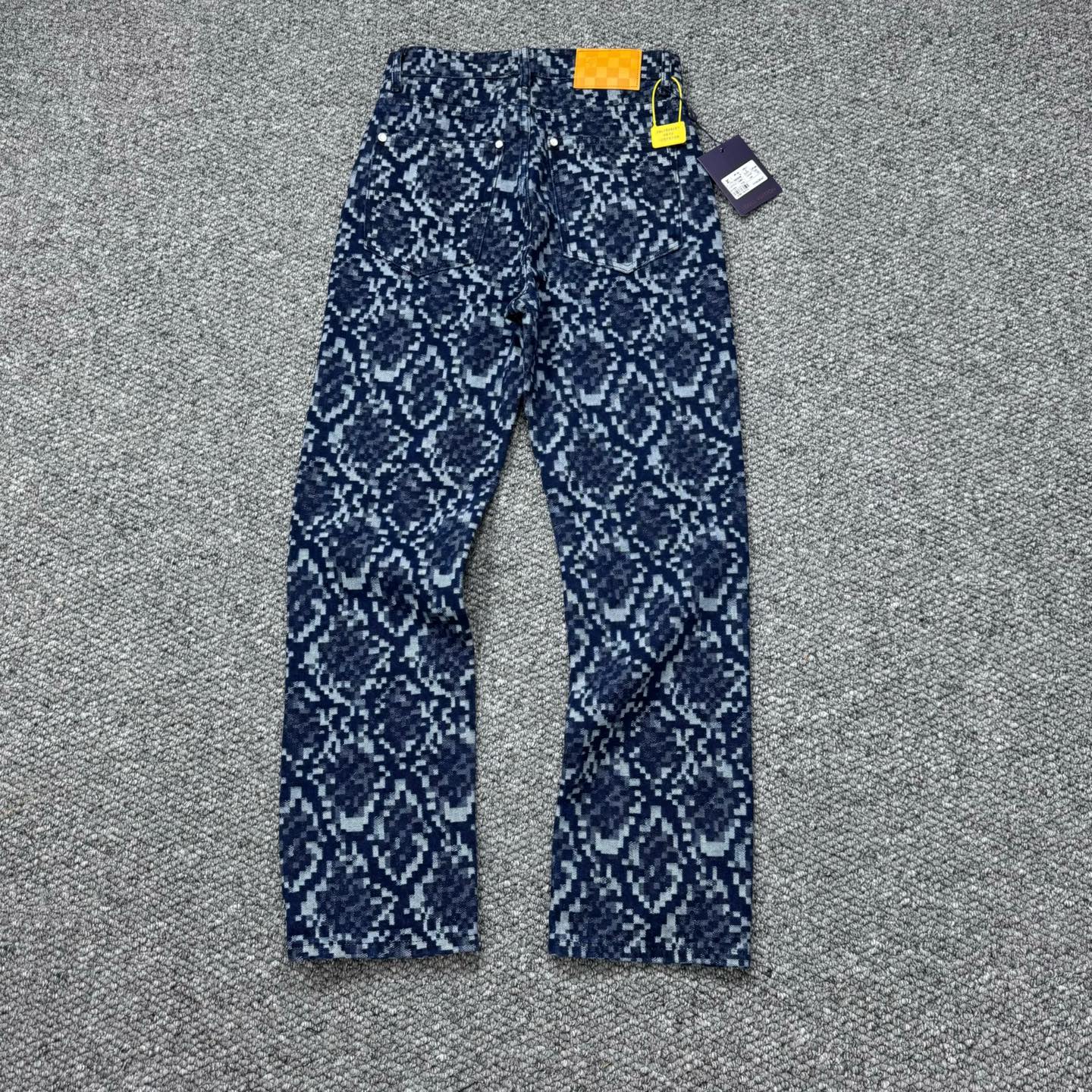 LV Jeans-029