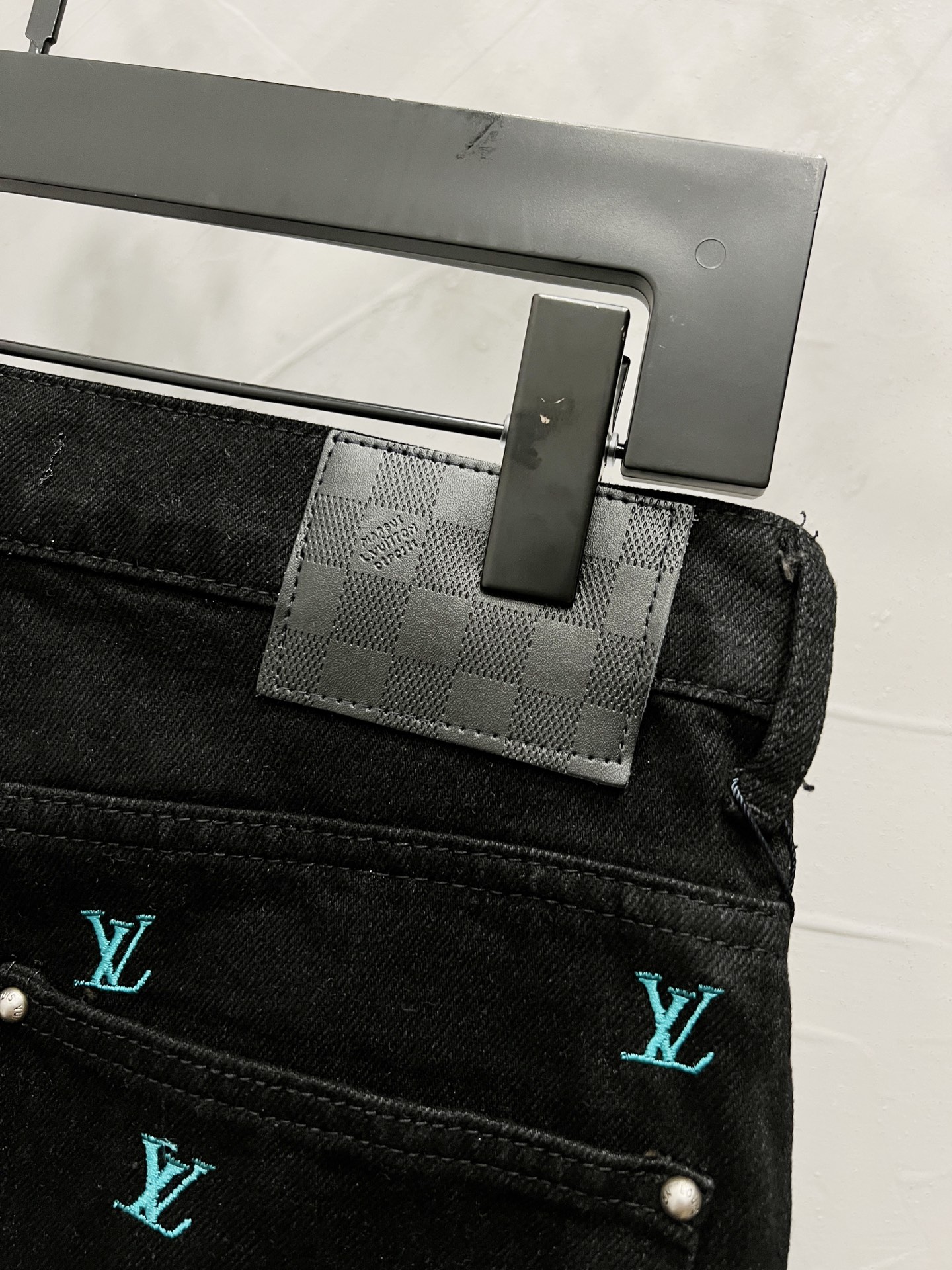 LV Jeans-036