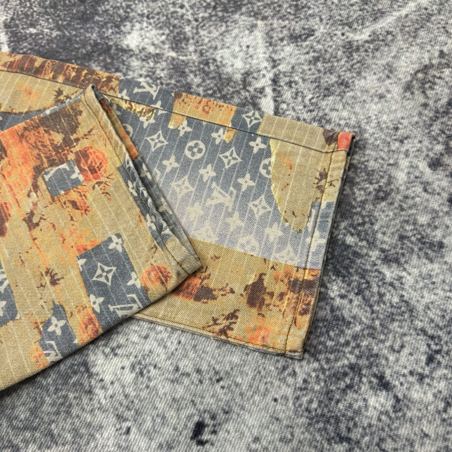 LV Jeans-037