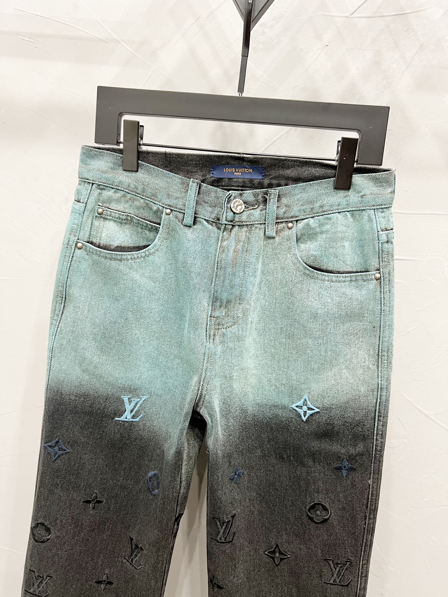 LV Jeans-041