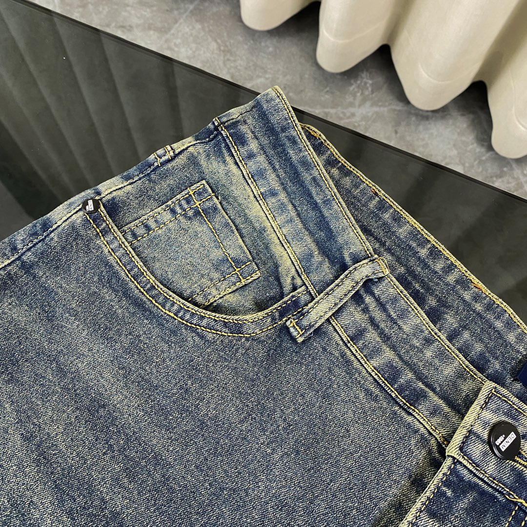 LV Jeans-043