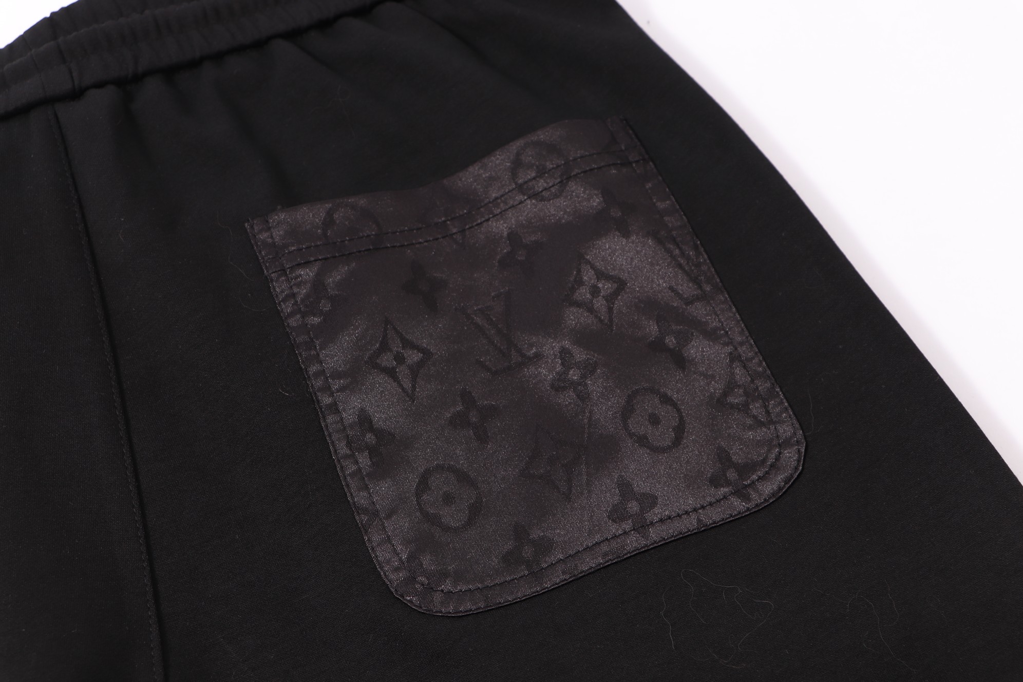 LV Pants-003