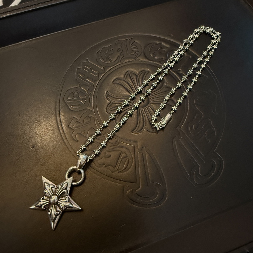 Ch*0me heart necklace-124