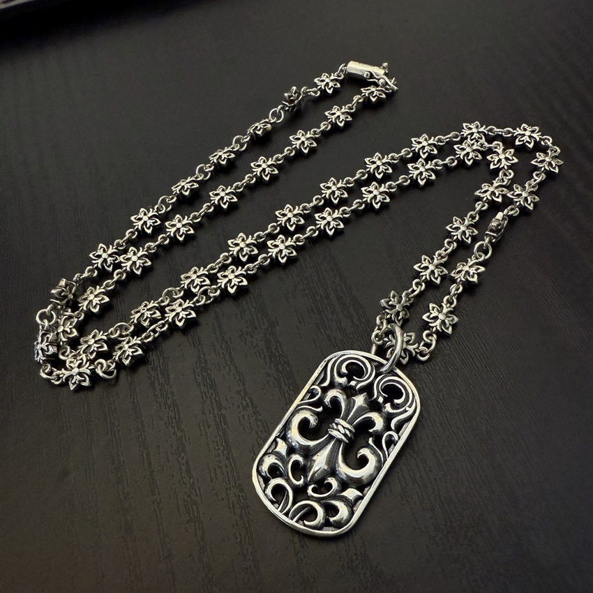 Ch*0me heart necklace-125