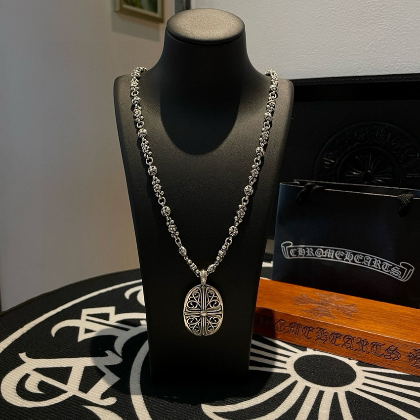 Ch*0me heart necklace-127