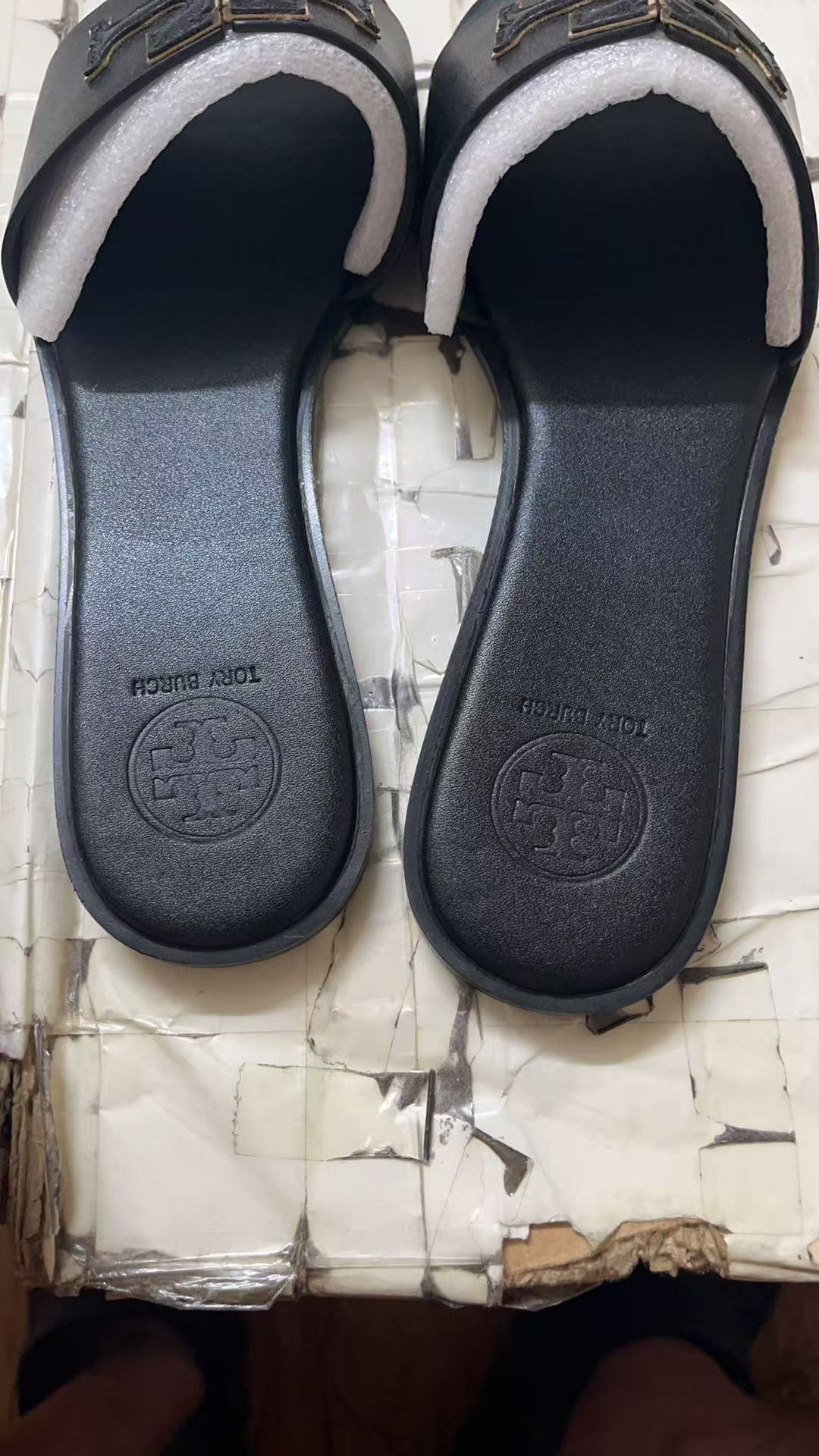 Tory Burch Slippers Women(AAA)-018