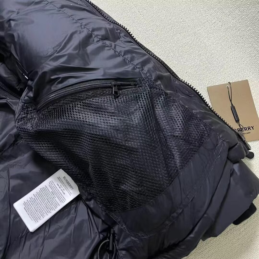 B**rry coat-001