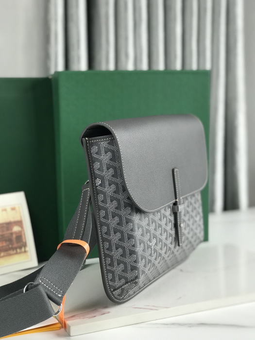 Go*ard handbags aaaa(men)-042