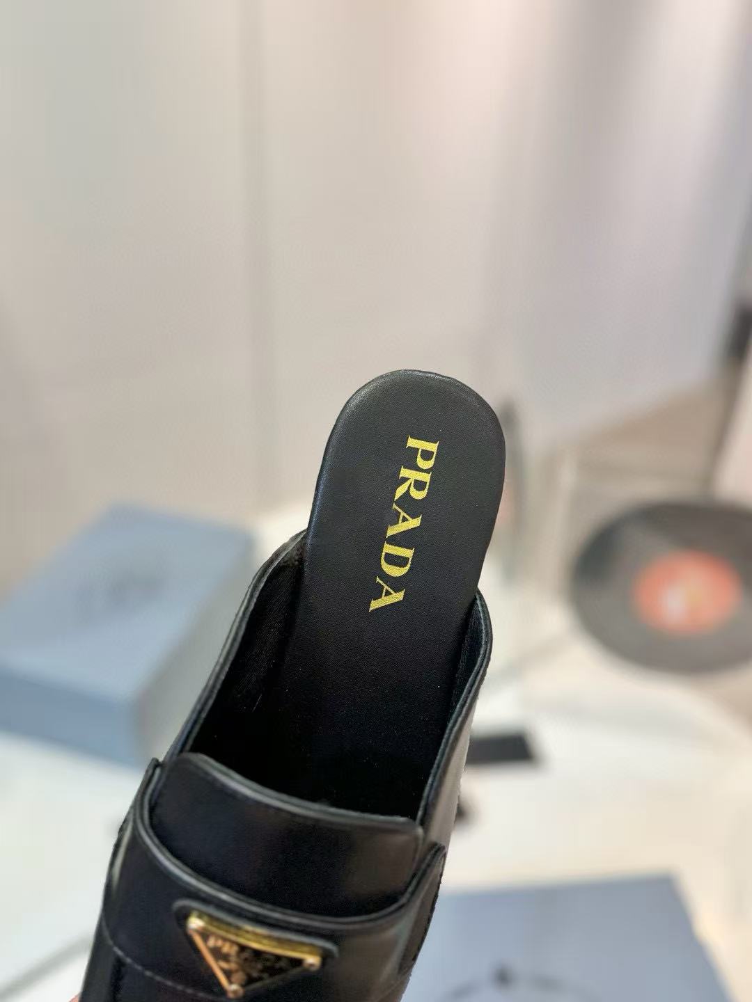 Pra*a slippers women(aaaa)-024