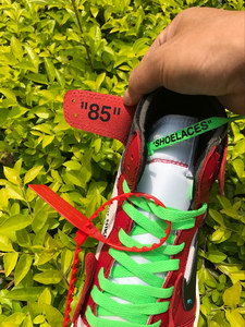 OFF-WHITE x Air Jordan 1