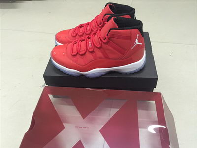 Air Jordan 11 Retro “Toro”-012