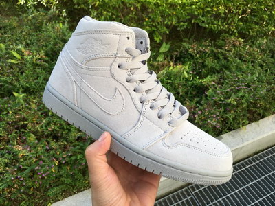Air Jordan 1 Retro High “Grey Suede”