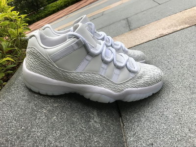 Air Jordan 11 Low Heiress