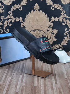 G*u*i slipper(aaa)-136
