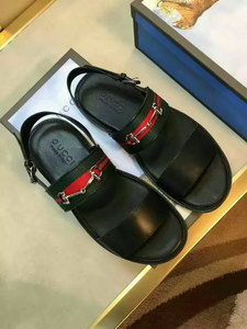 G*u*i slippers(aaa)-182